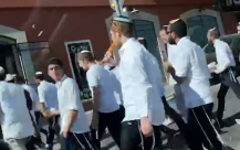 فيديو: المستوطنون يتجولون في أحياء وشوارع يافا